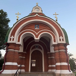 Храм-часовня святых апостолов Петра и Павла в Липецке, фото